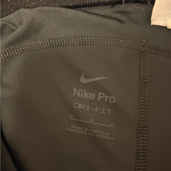 Nike Black Pro Elastic-Waist Bike Shorts with White Swoosh - Picture 3 of 3